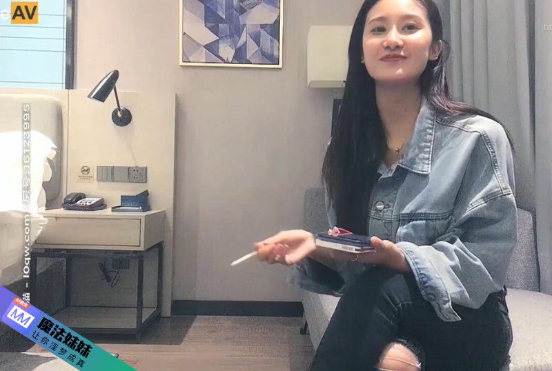 極品外圍小姐姐，播音系美少女，高顏值女神大長腿，沙發摳穴啪啪一小時只約高端.png